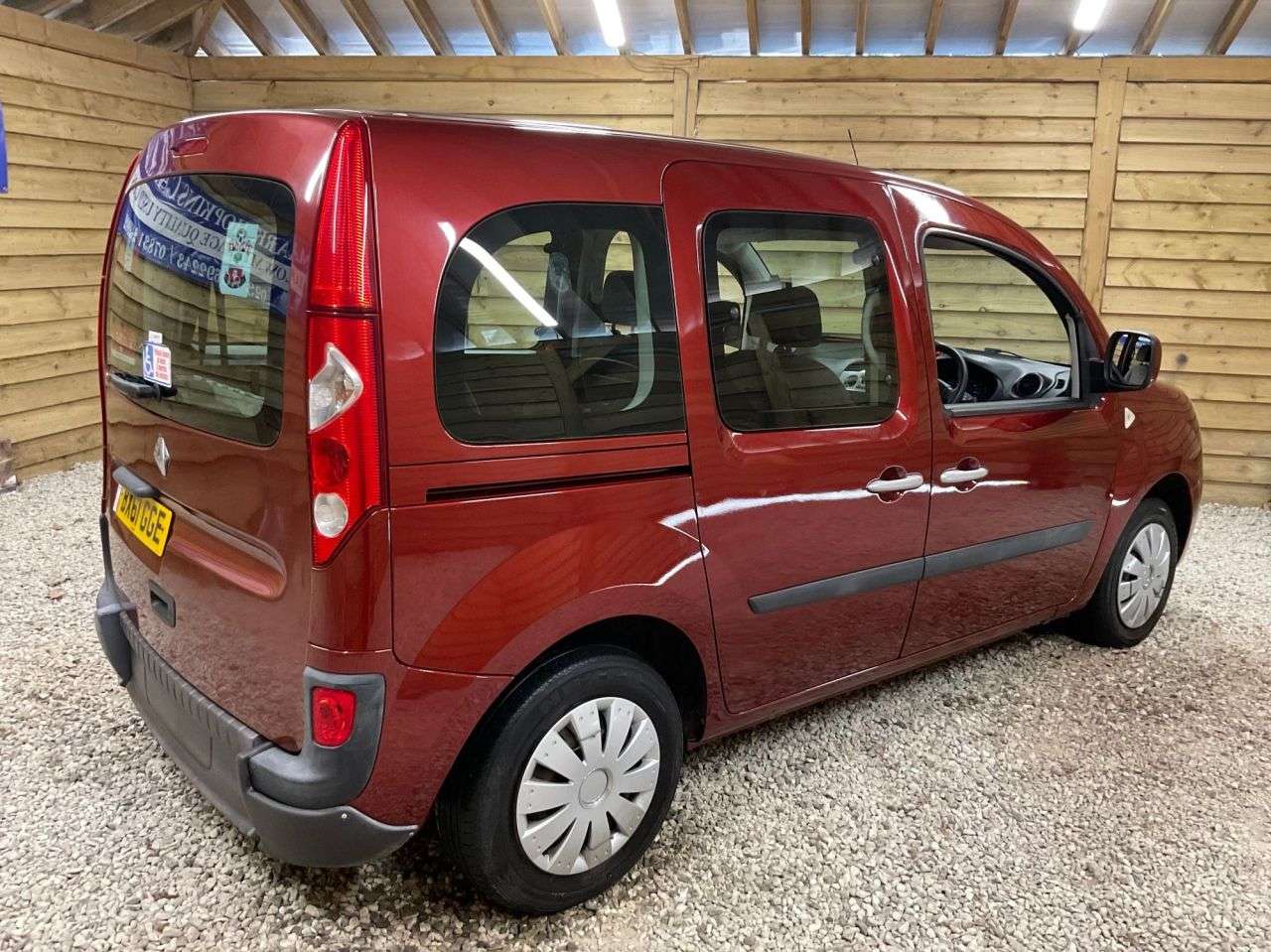 2011 RENAULT KANGOO 2011 RENAULT KANGOO