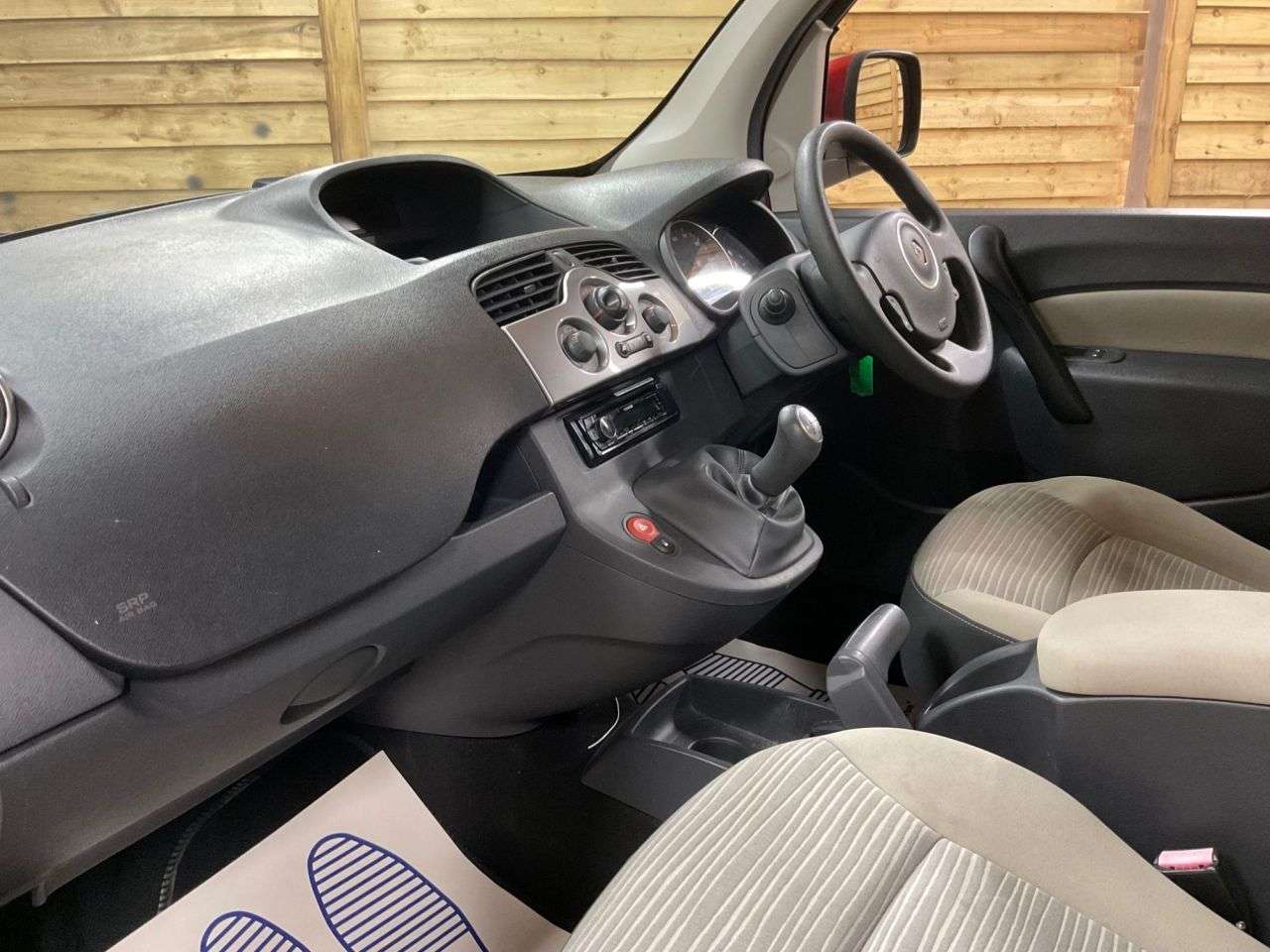2011 RENAULT KANGOO 2011 RENAULT KANGOO