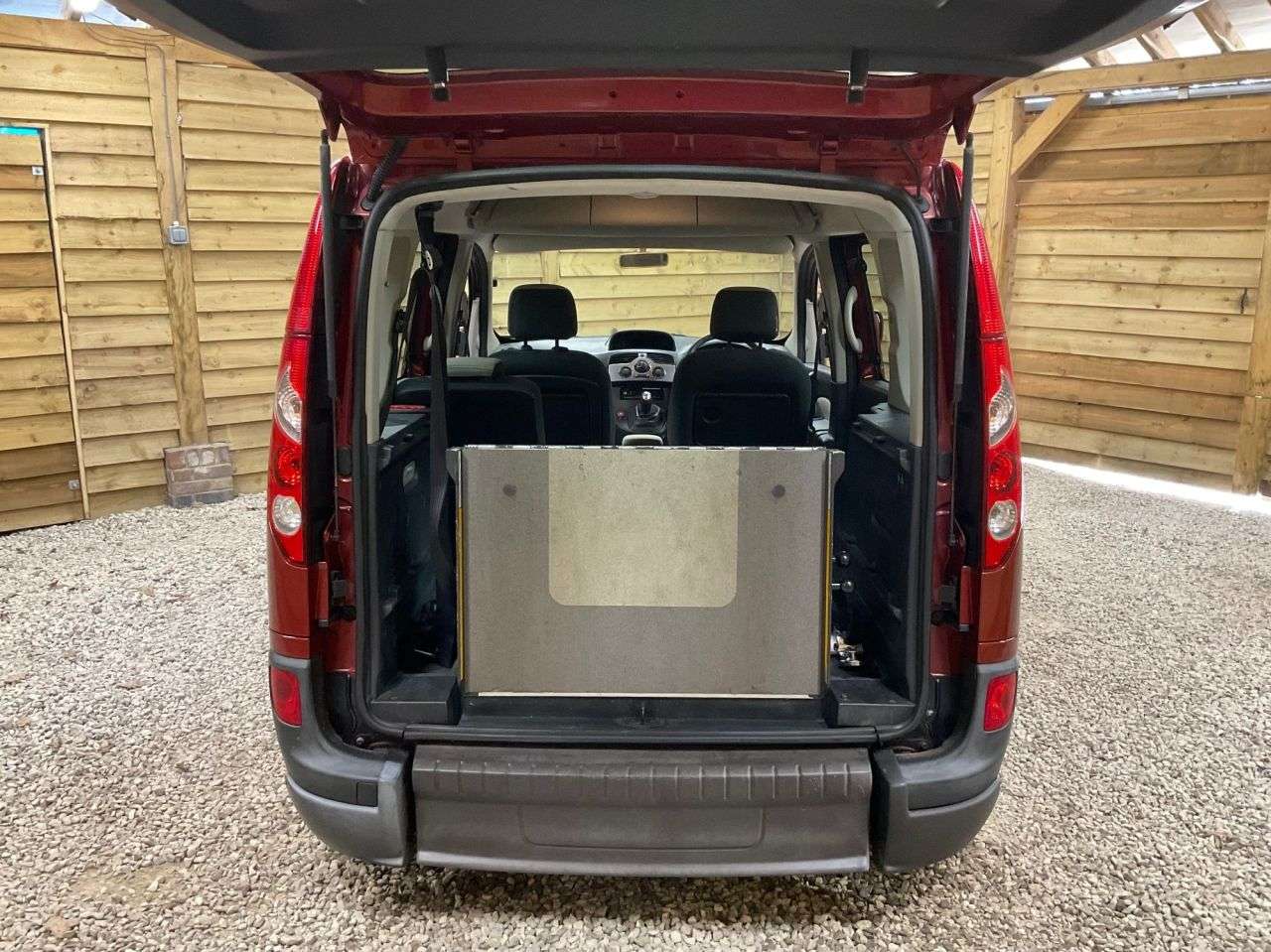 2011 RENAULT KANGOO 2011 RENAULT KANGOO