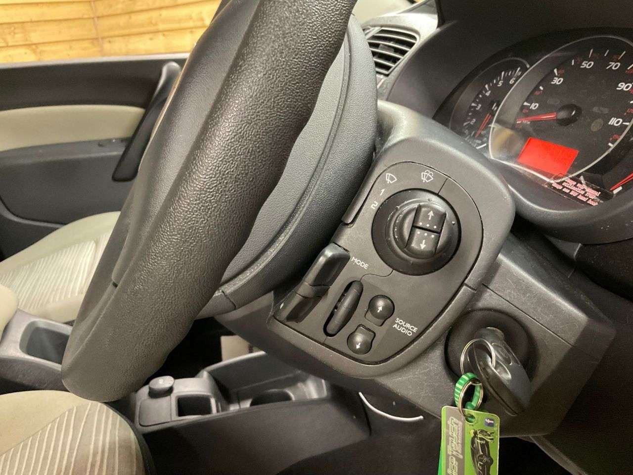 2011 RENAULT KANGOO 2011 RENAULT KANGOO