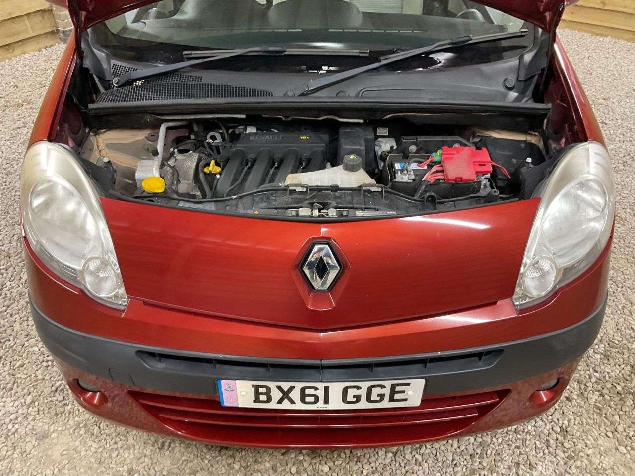 2011 RENAULT KANGOO 2011 RENAULT KANGOO