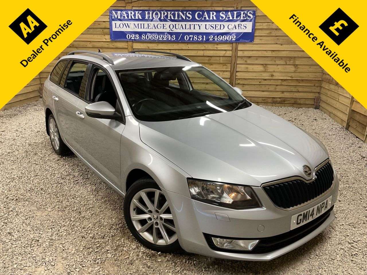A 2014 SKODA OCTAVIA 1.6 TDI Elegance Estate 5dr Diesel DSG Euro 5 (s/s) (105 ps) DEMO+1 LADY OW A 2014 SKODA OCTAVIA 1.6 TDI Elegance Estate 5dr Diesel DSG Euro 5 (s/s) (105 ps) DEMO+1 LADY OW
