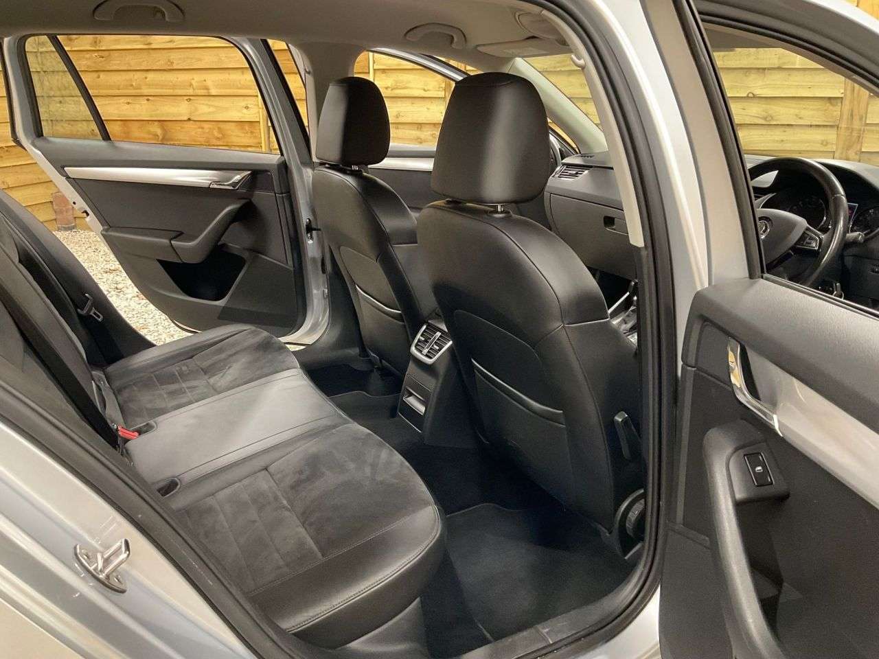 2014 SKODA OCTAVIA 2014 SKODA OCTAVIA