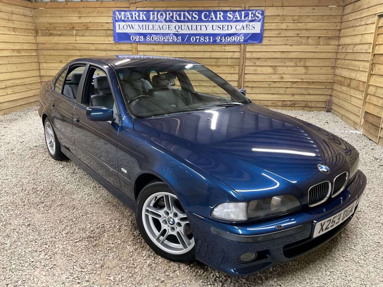A 2000 BMW 5 SERIES 3.5 535i Sport Saloon 4dr Petrol Automatic (282 g/km, 235 bhp) INCREDIBLY L A 2000 BMW 5 SERIES 3.5 535i Sport Saloon 4dr Petrol Automatic (282 g/km, 235 bhp) INCREDIBLY L