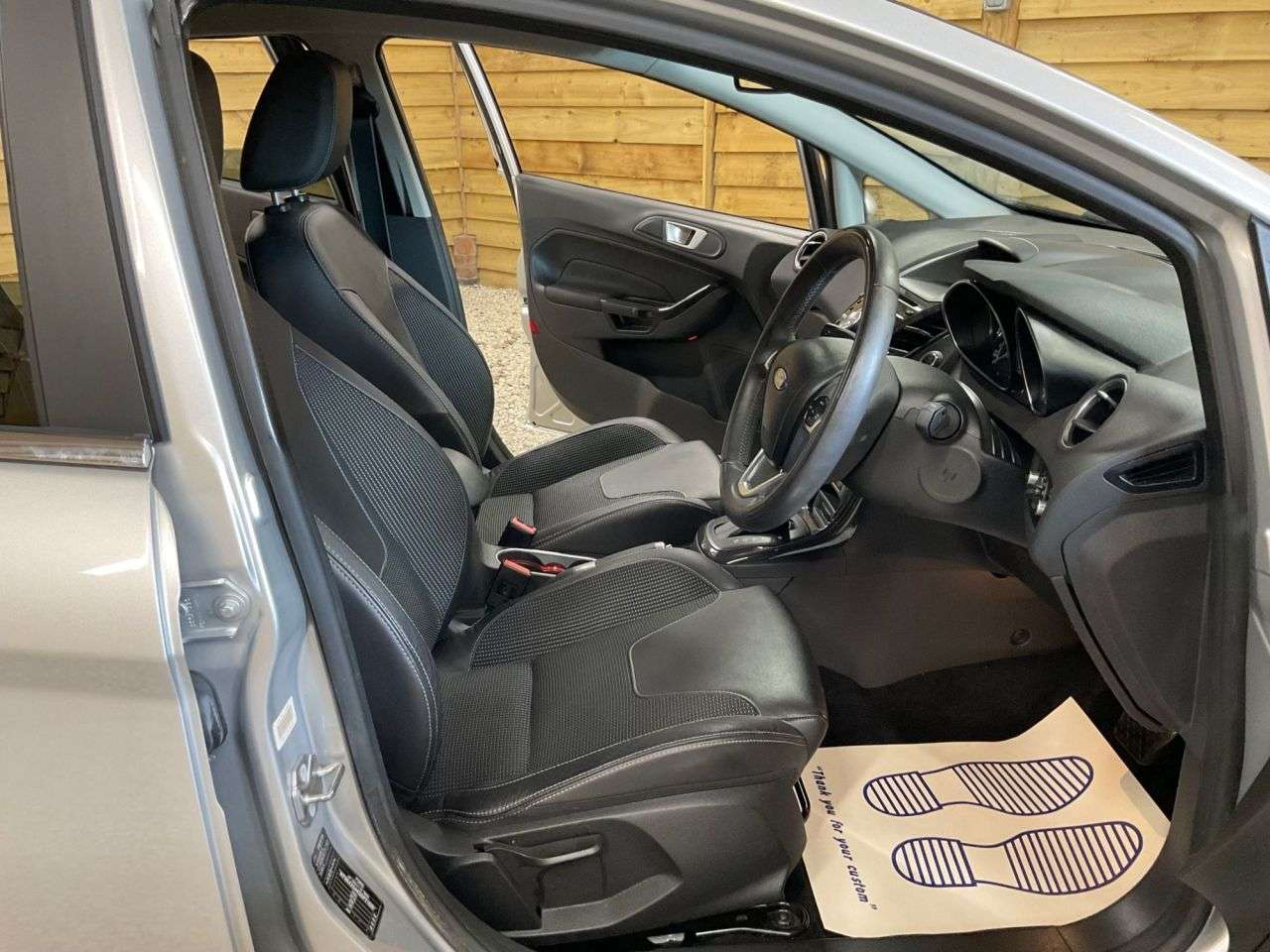 2013 FORD FIESTA 2013 FORD FIESTA