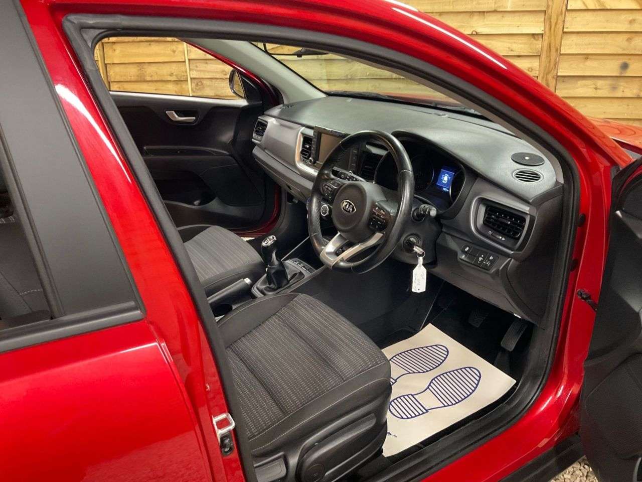 2020 KIA STONIC 2020 KIA STONIC