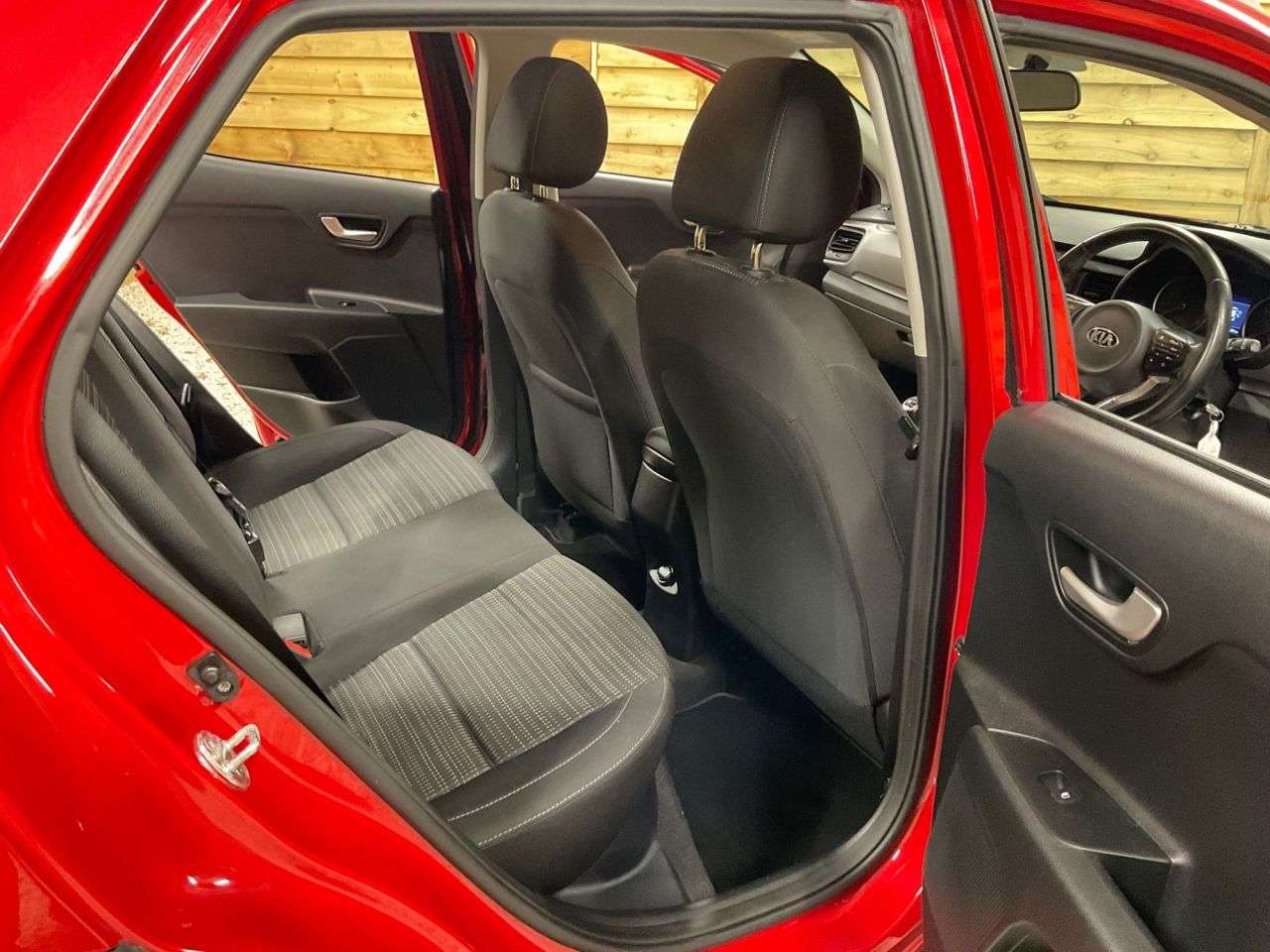 2020 KIA STONIC 2020 KIA STONIC