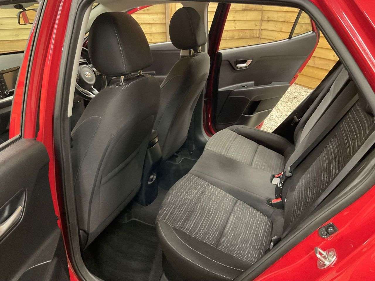 2020 KIA STONIC 2020 KIA STONIC