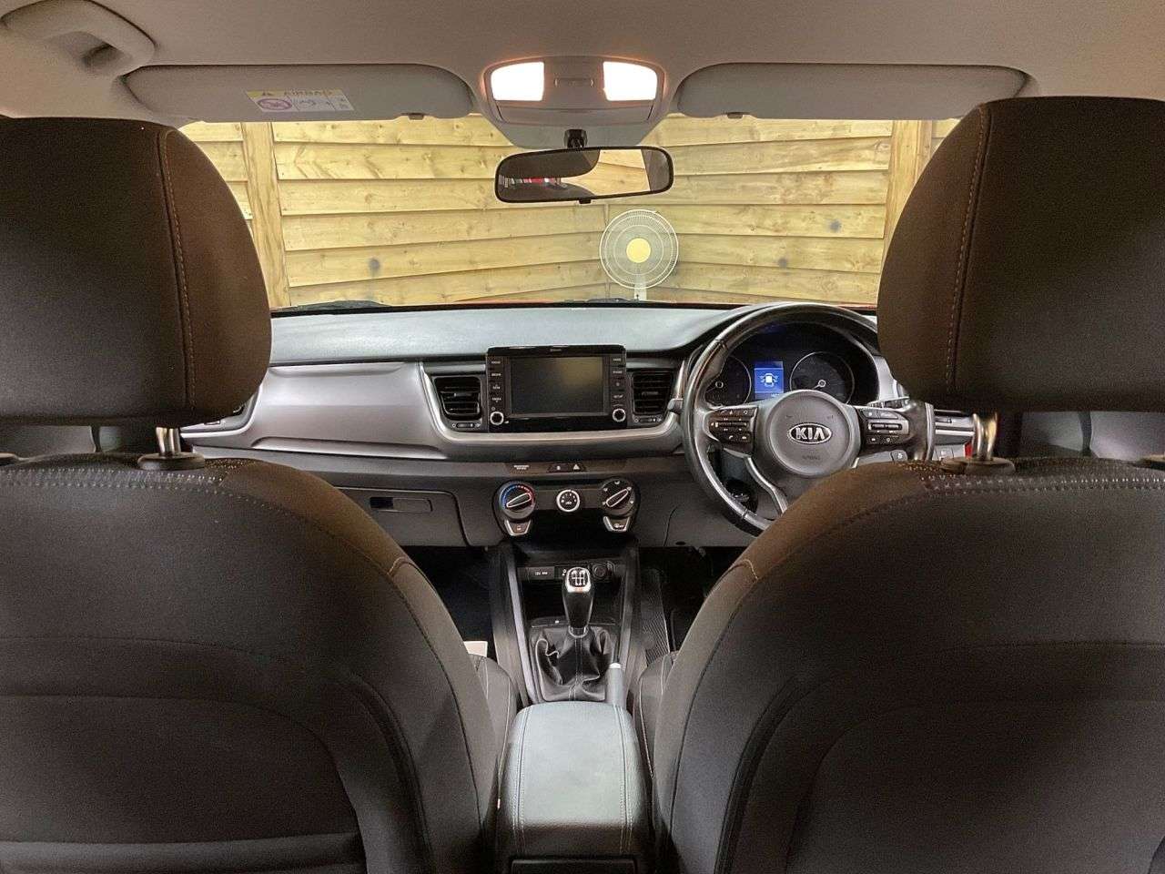 2020 KIA STONIC 2020 KIA STONIC