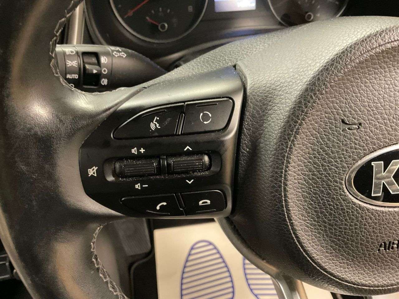 2020 KIA STONIC 2020 KIA STONIC