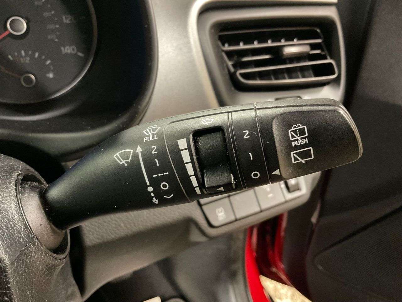 2020 KIA STONIC 2020 KIA STONIC