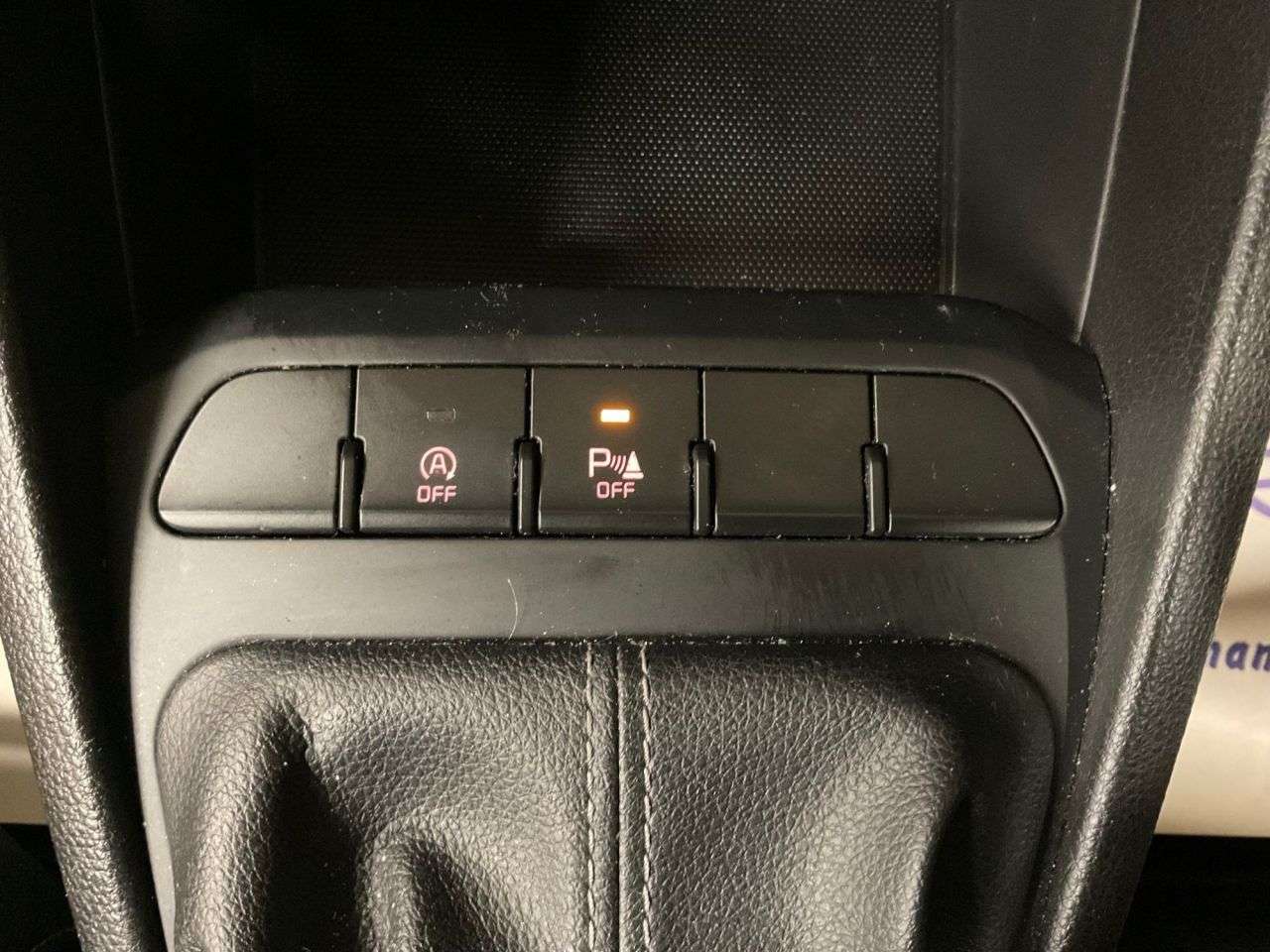 2020 KIA STONIC 2020 KIA STONIC