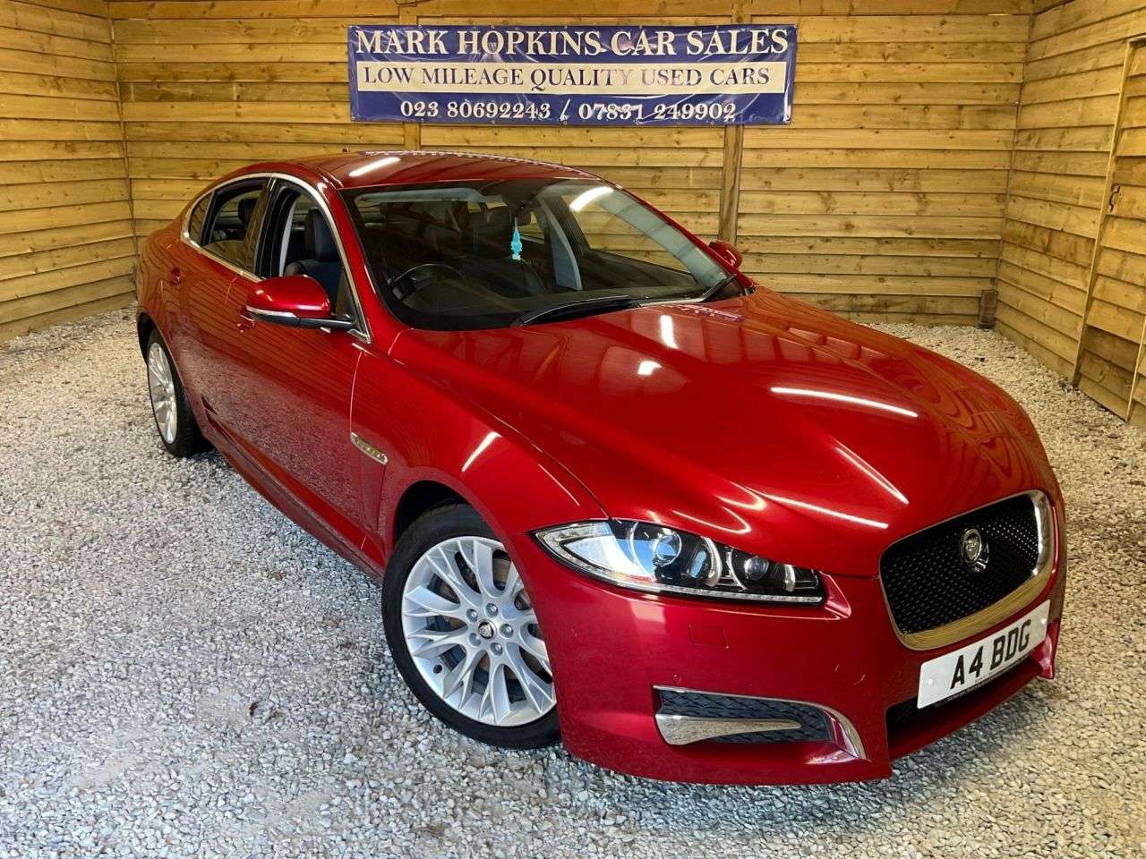 A 2013 JAGUAR XF 2.2d Sport Saloon 4dr Diesel Auto Euro 5 (s/s) (200 ps) HIGH SPEC LUXURY AU A 2013 JAGUAR XF 2.2d Sport Saloon 4dr Diesel Auto Euro 5 (s/s) (200 ps) HIGH SPEC LUXURY AU