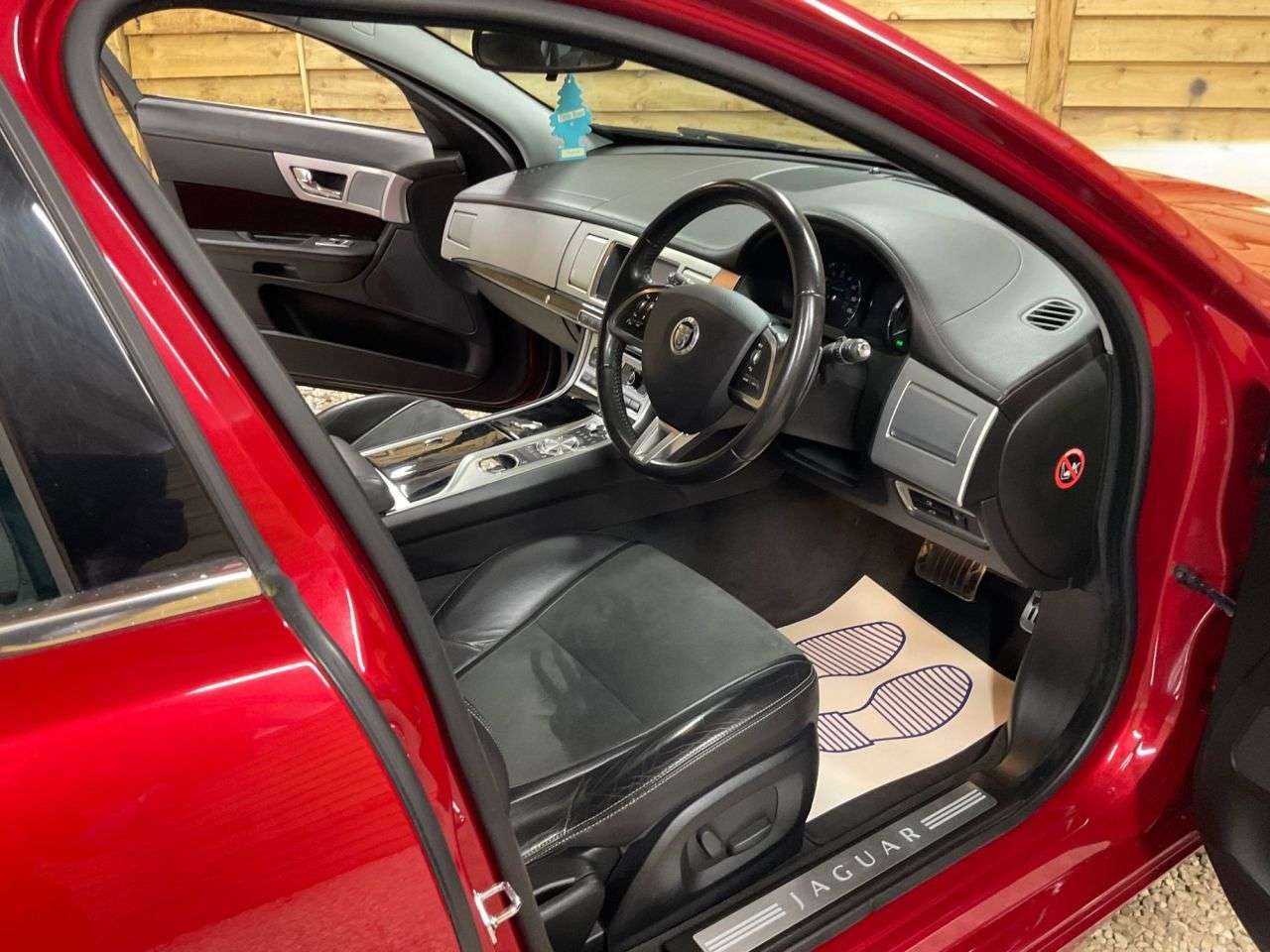2013 JAGUAR XF 2013 JAGUAR XF