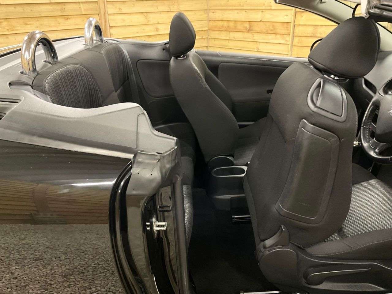 2011 PEUGEOT 207 CC 2011 PEUGEOT 207 CC
