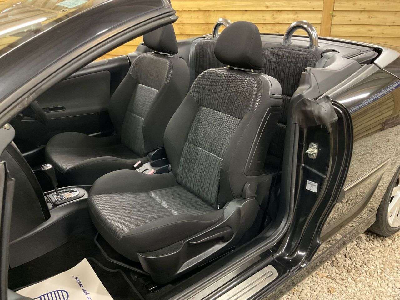 2011 PEUGEOT 207 CC 2011 PEUGEOT 207 CC