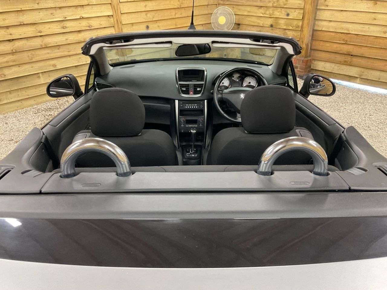 2011 PEUGEOT 207 CC 2011 PEUGEOT 207 CC