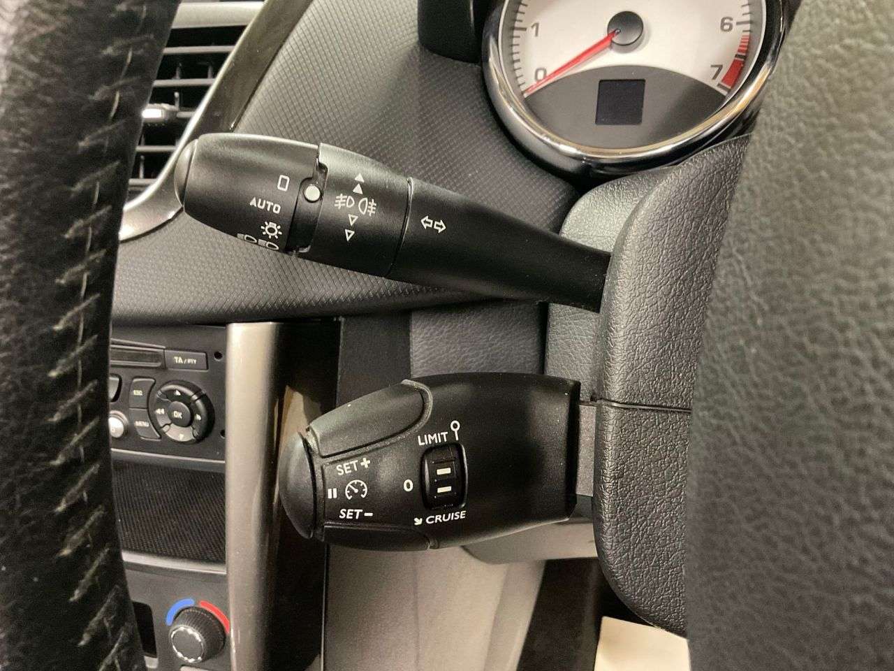 2011 PEUGEOT 207 CC 2011 PEUGEOT 207 CC