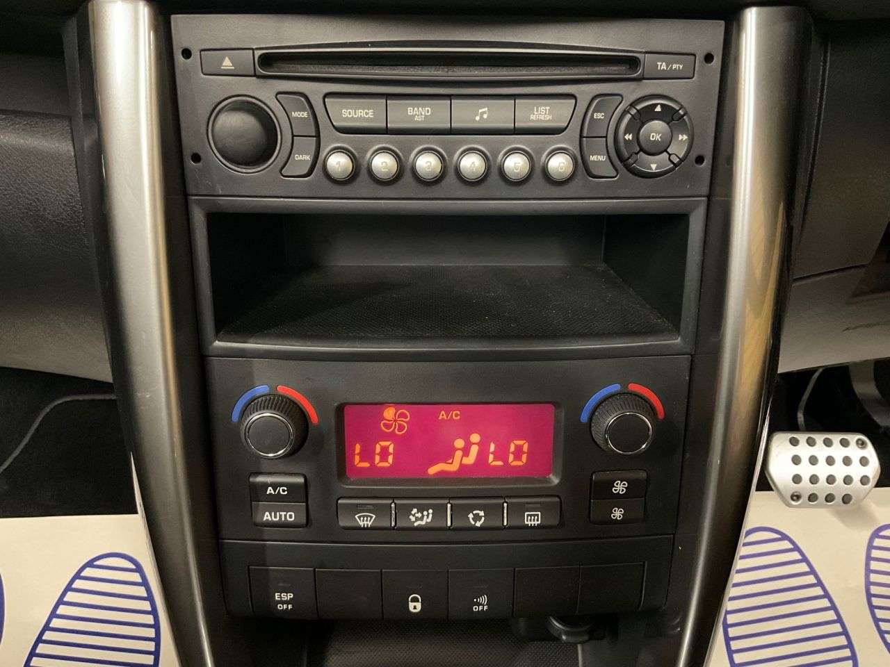 2011 PEUGEOT 207 CC 2011 PEUGEOT 207 CC