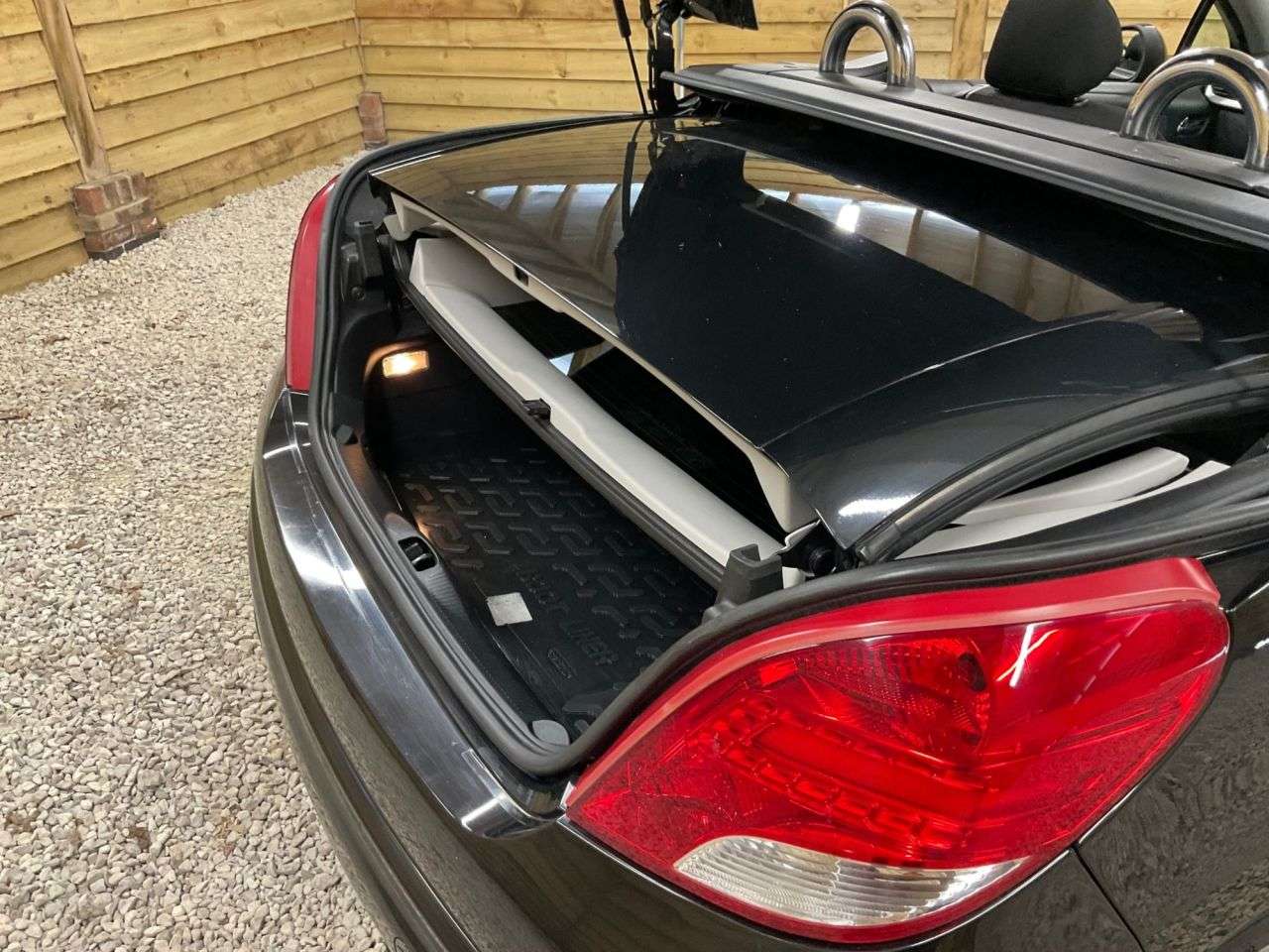 2011 PEUGEOT 207 CC 2011 PEUGEOT 207 CC