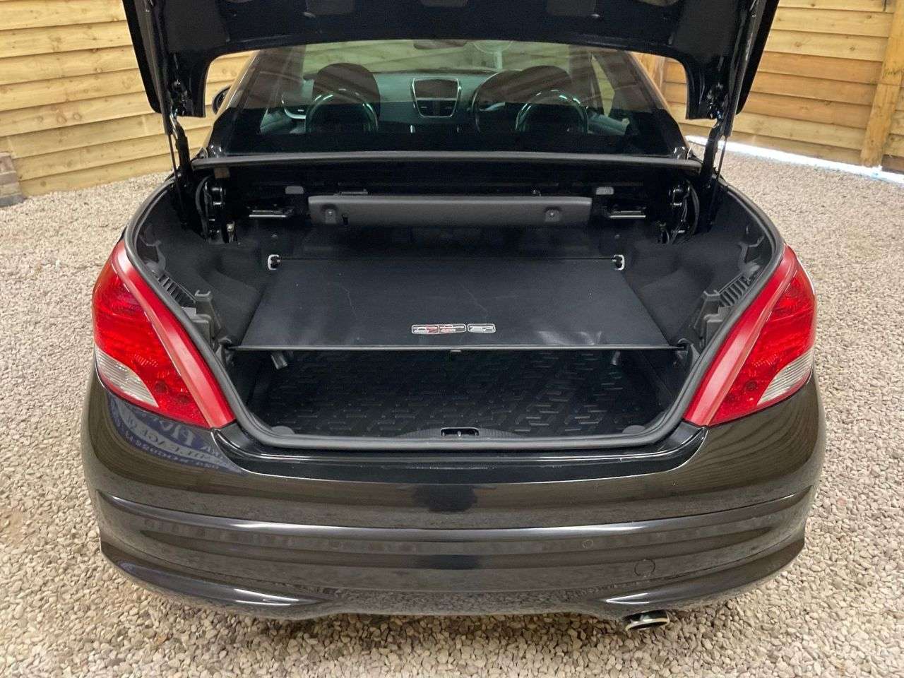 2011 PEUGEOT 207 CC 2011 PEUGEOT 207 CC