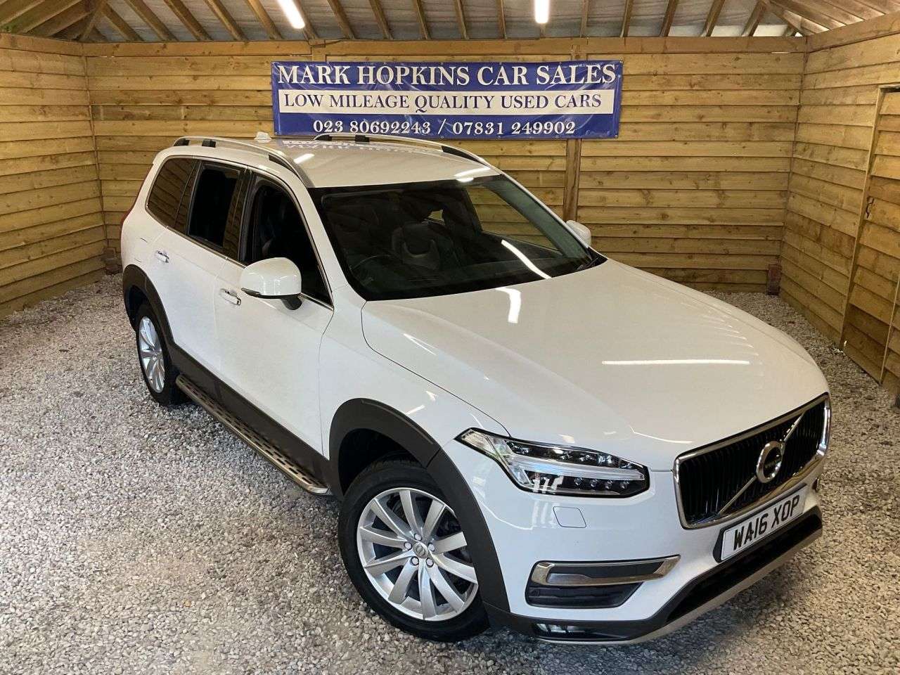 A 2016 VOLVO XC90 2.0 D5 Momentum SUV 5dr Diesel Geartronic 4WD Euro 6 (s/s) (225 ps) DEMO+1O A 2016 VOLVO XC90 2.0 D5 Momentum SUV 5dr Diesel Geartronic 4WD Euro 6 (s/s) (225 ps) DEMO+1O