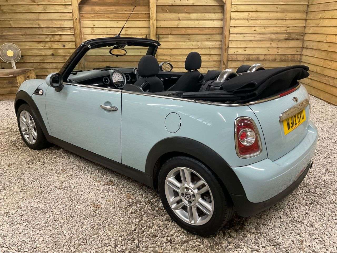 2012 MINI CONVERTIBLE 2012 MINI CONVERTIBLE