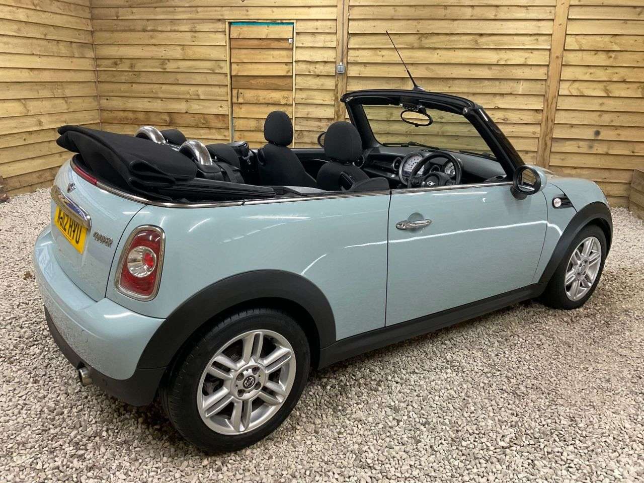 2012 MINI CONVERTIBLE 2012 MINI CONVERTIBLE