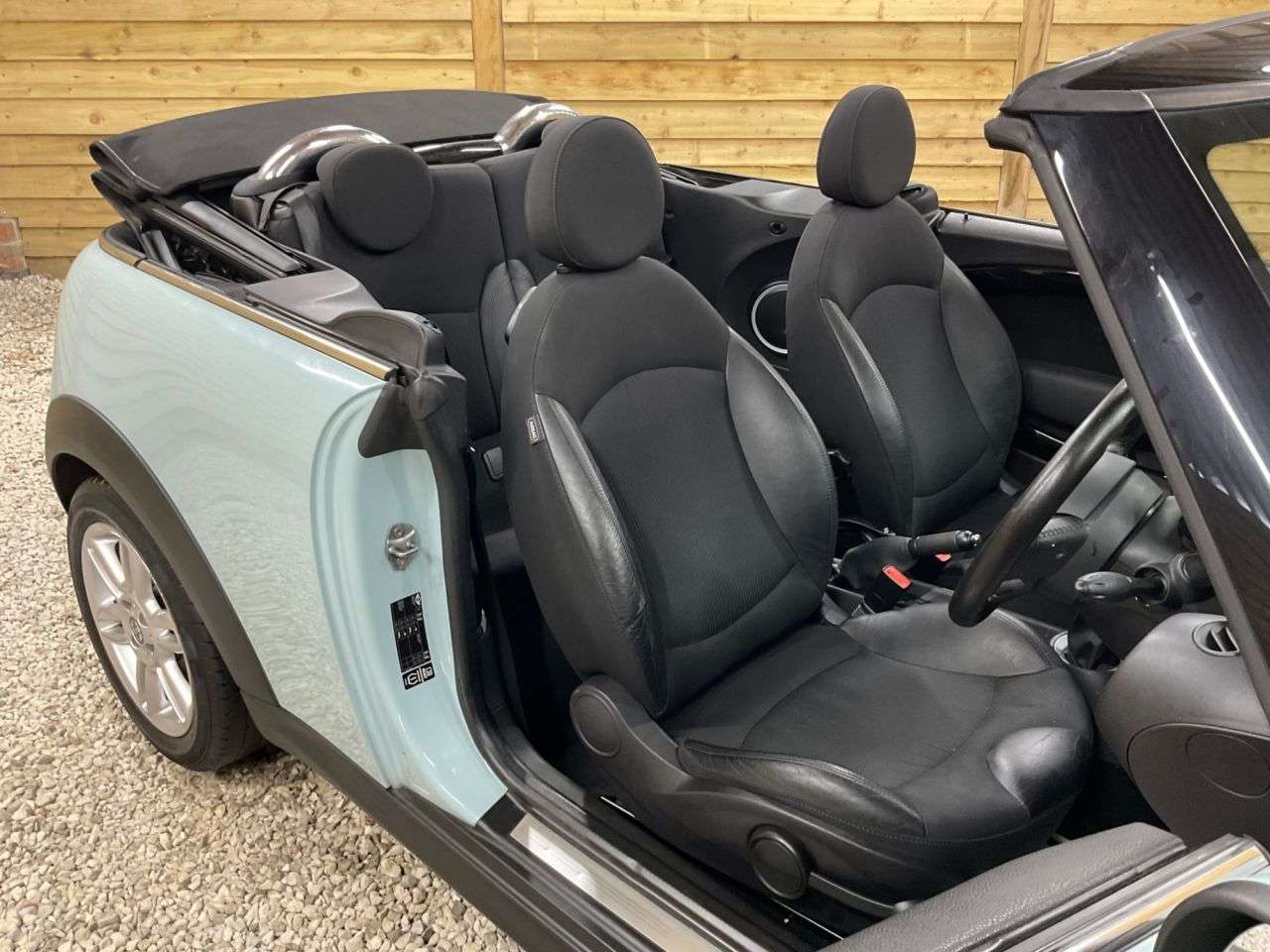 2012 MINI CONVERTIBLE 2012 MINI CONVERTIBLE