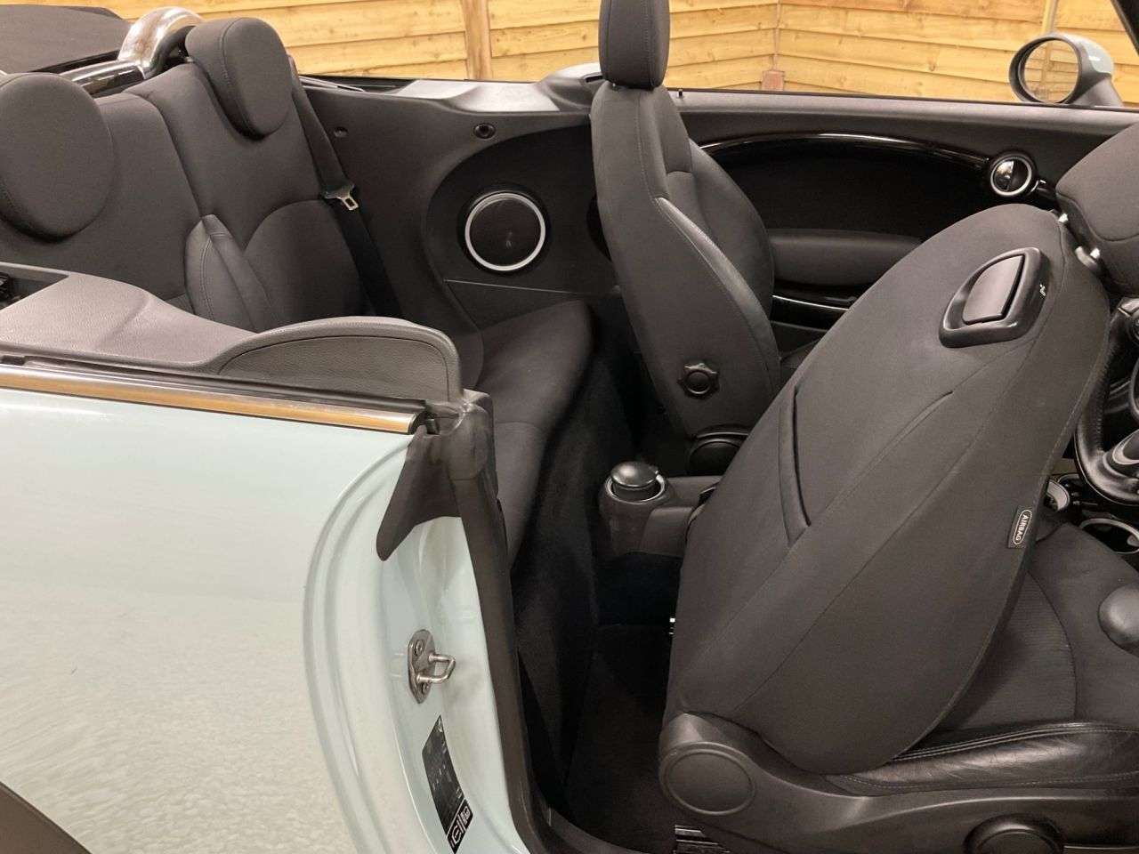 2012 MINI CONVERTIBLE 2012 MINI CONVERTIBLE