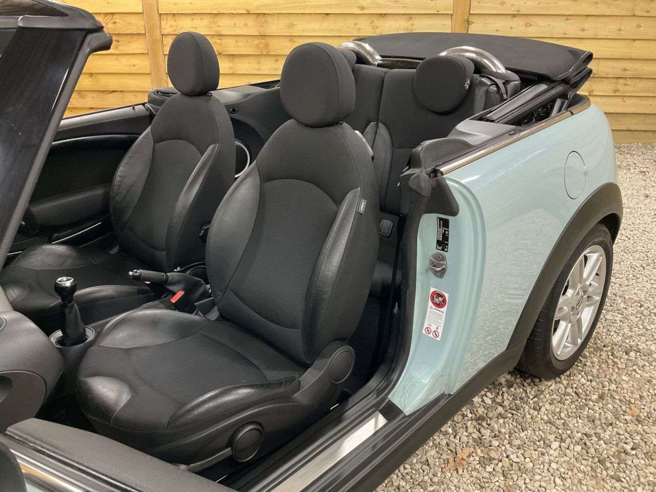 2012 MINI CONVERTIBLE 2012 MINI CONVERTIBLE