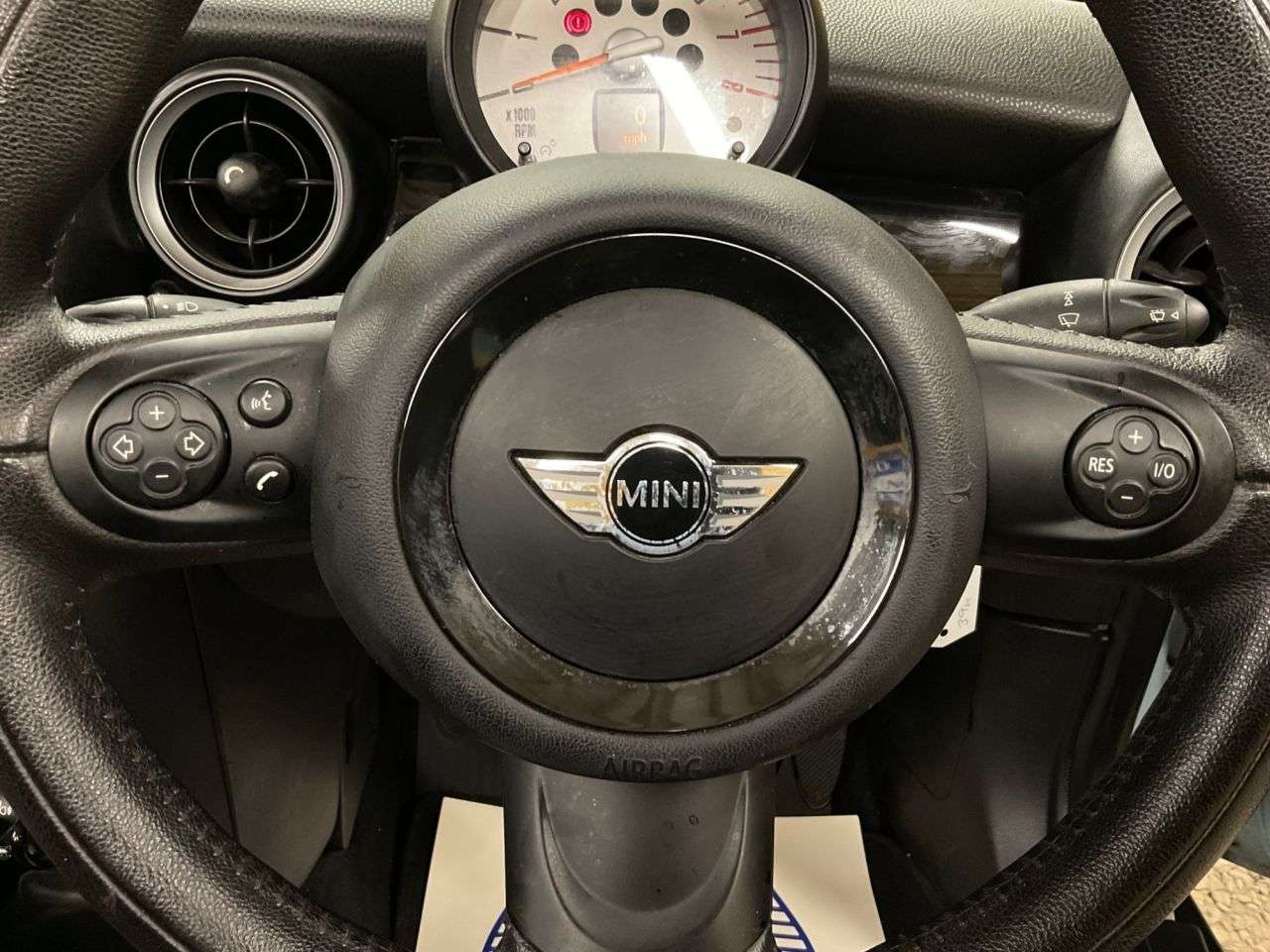 2012 MINI CONVERTIBLE 2012 MINI CONVERTIBLE