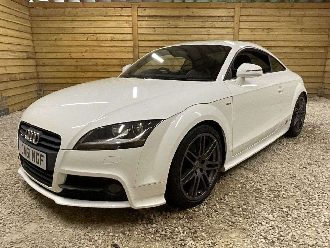 2011 AUDI TT 2011 AUDI TT