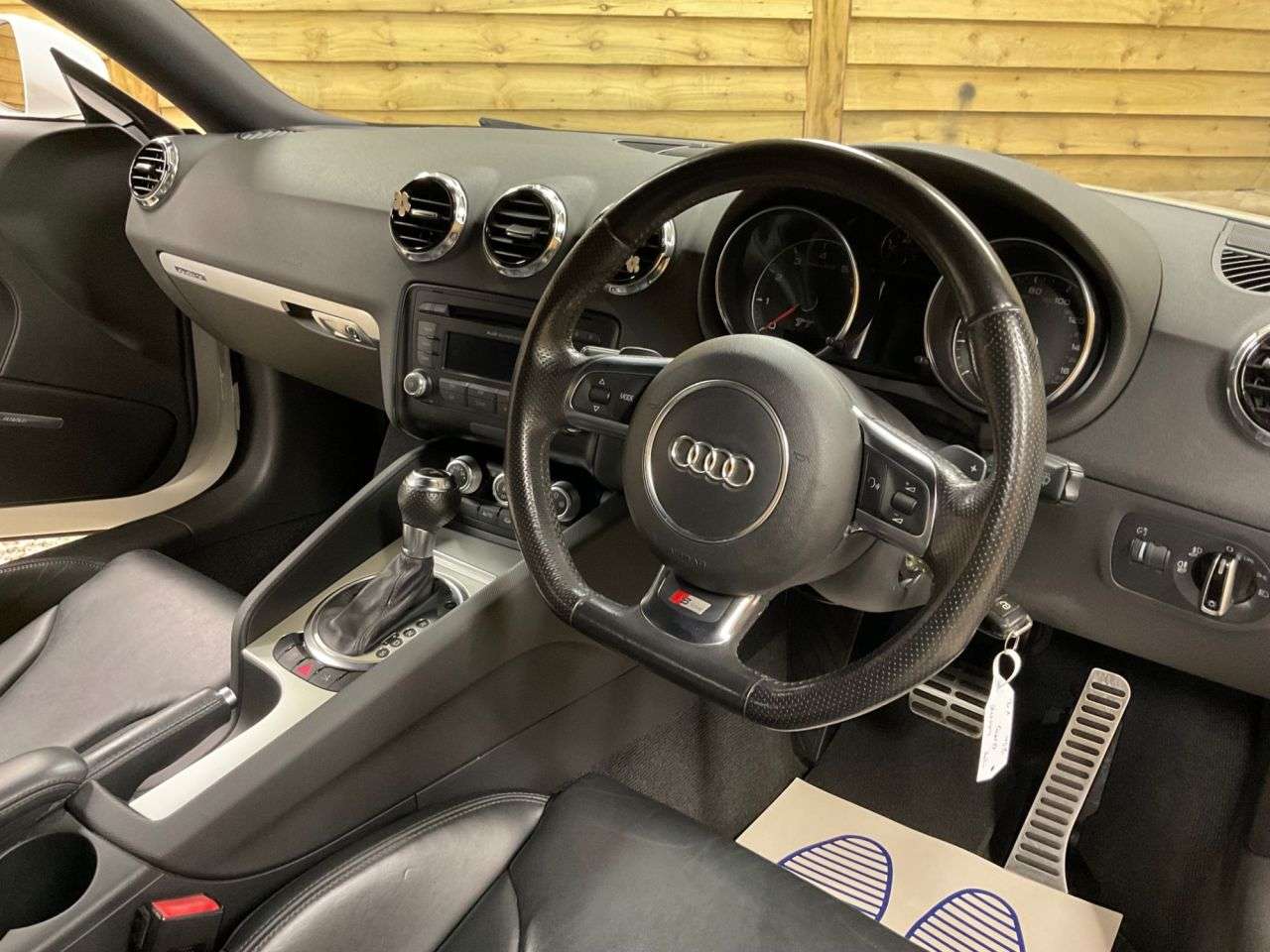 2011 AUDI TT 2011 AUDI TT