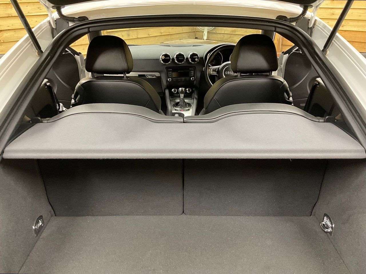 2011 AUDI TT 2011 AUDI TT