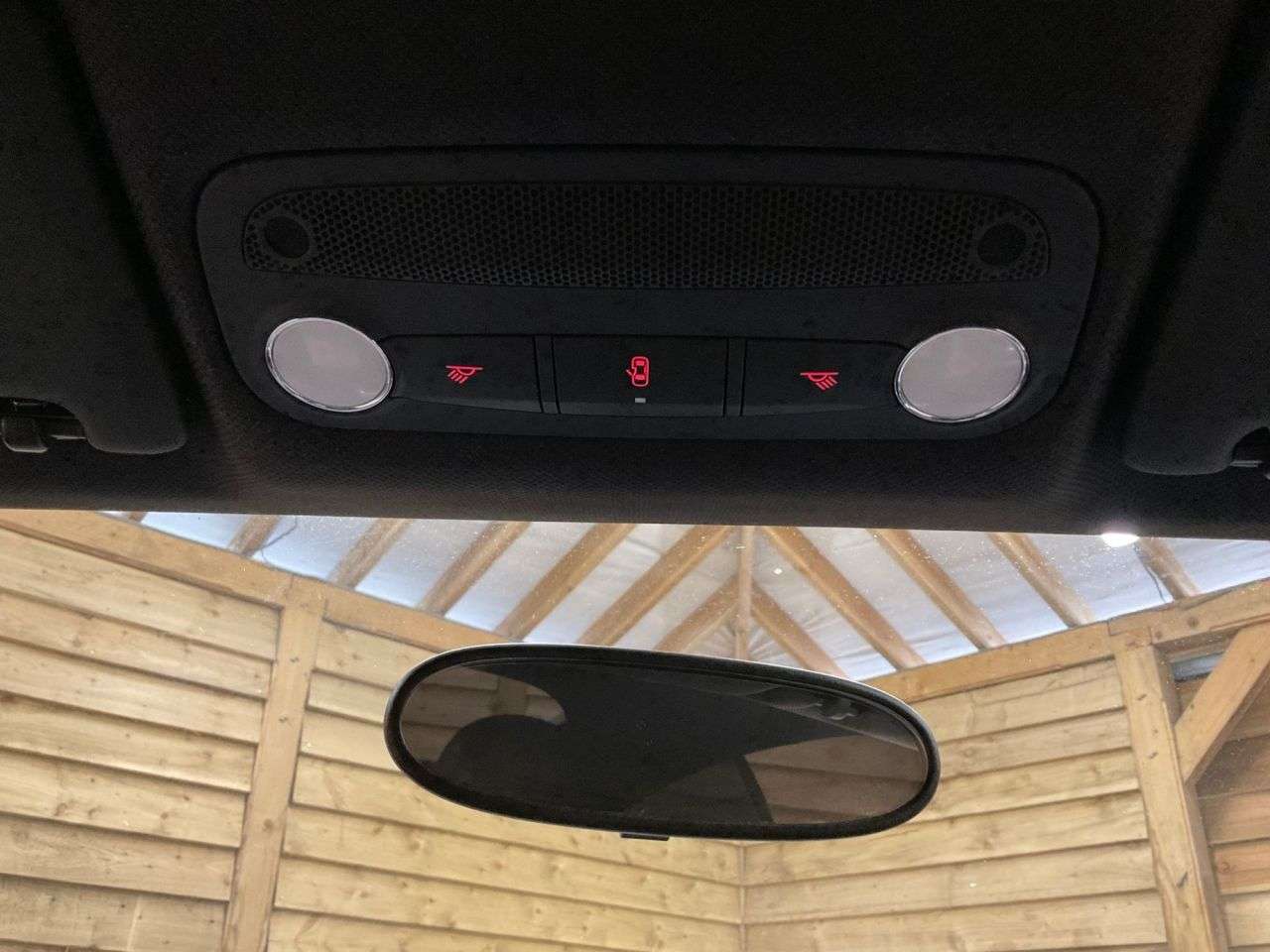 2011 AUDI TT 2011 AUDI TT