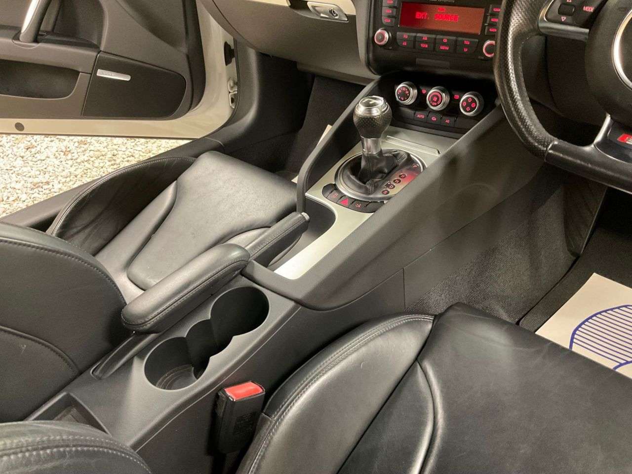 2011 AUDI TT 2011 AUDI TT