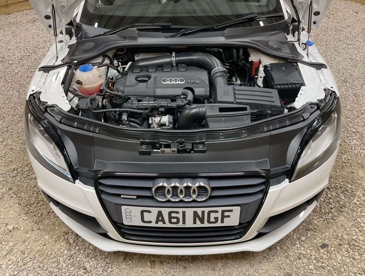 2011 AUDI TT 2011 AUDI TT