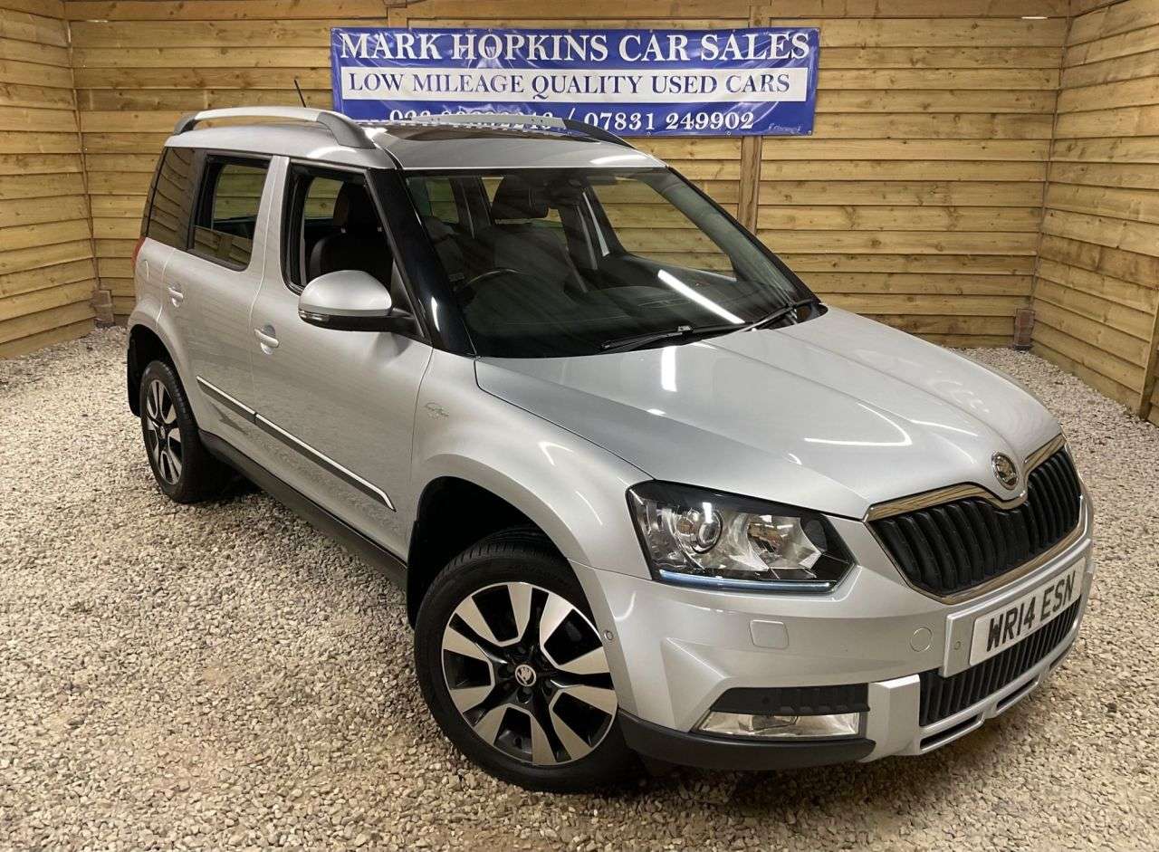 A 2014 SKODA YETI 2.0 TDI Laurin & Klement Outdoor 5dr Diesel DSG 4WD Euro 5 (140 ps) TWO LOC A 2014 SKODA YETI 2.0 TDI Laurin & Klement Outdoor 5dr Diesel DSG 4WD Euro 5 (140 ps) TWO LOC