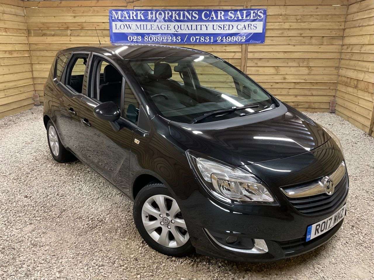 A 2017 VAUXHALL MERIVA 1.4i Life MPV 5dr Petrol Manual Euro 6 (100 ps) DEMO+ONE LOCAL OWNER EXC CO A 2017 VAUXHALL MERIVA 1.4i Life MPV 5dr Petrol Manual Euro 6 (100 ps) DEMO+ONE LOCAL OWNER EXC CO