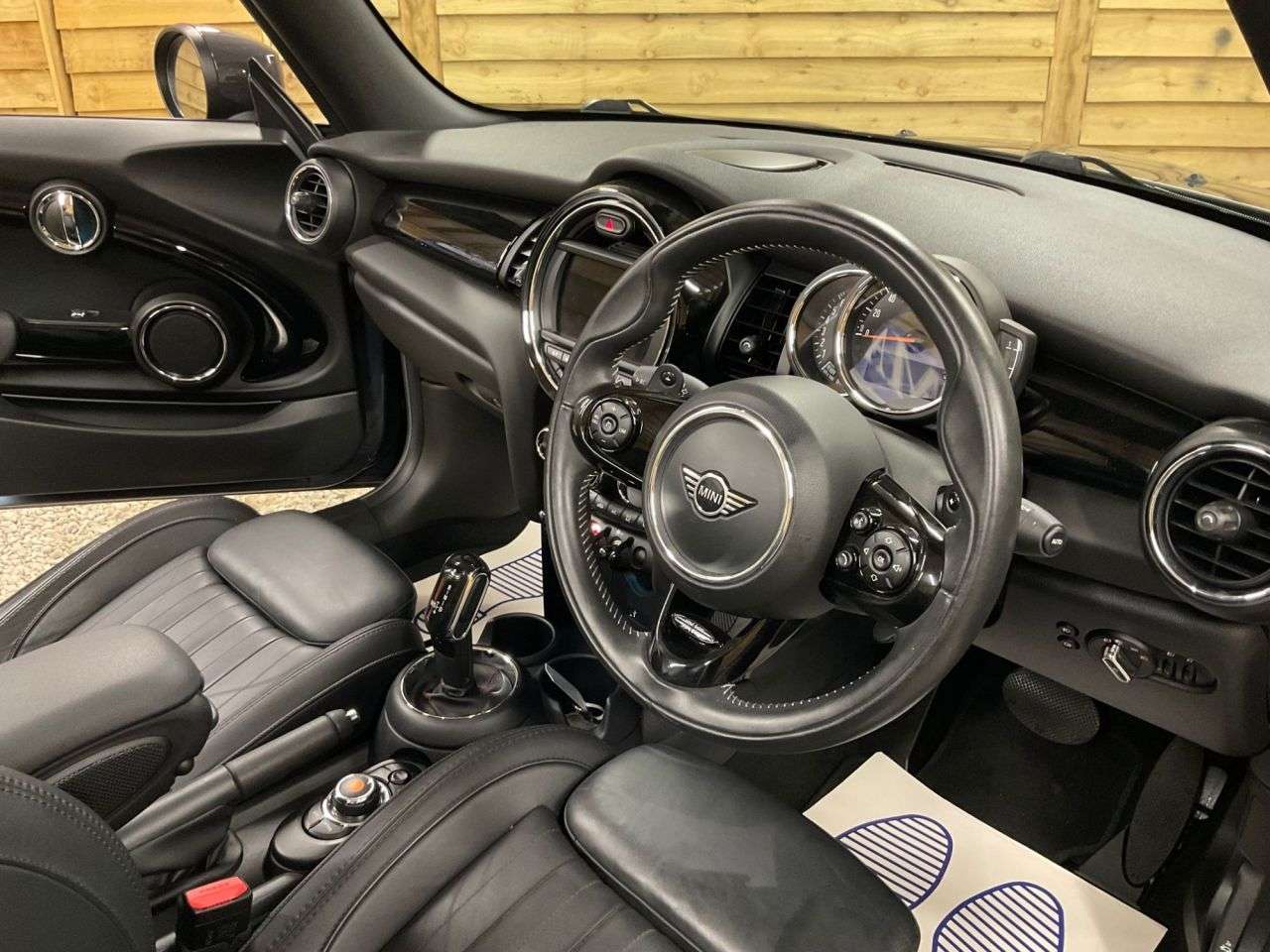 2019 MINI CONVERTIBLE 2019 MINI CONVERTIBLE
