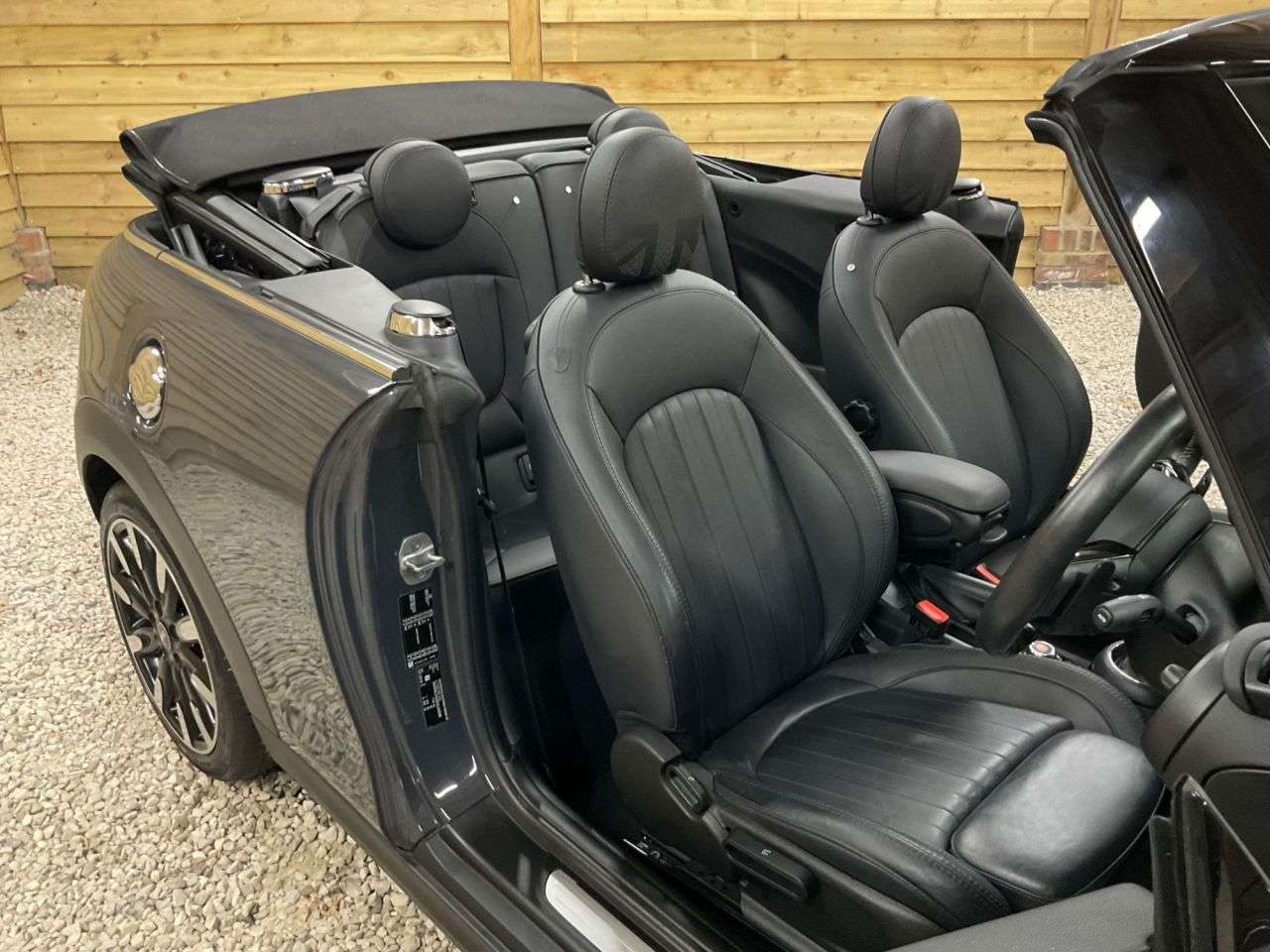 2019 MINI CONVERTIBLE 2019 MINI CONVERTIBLE