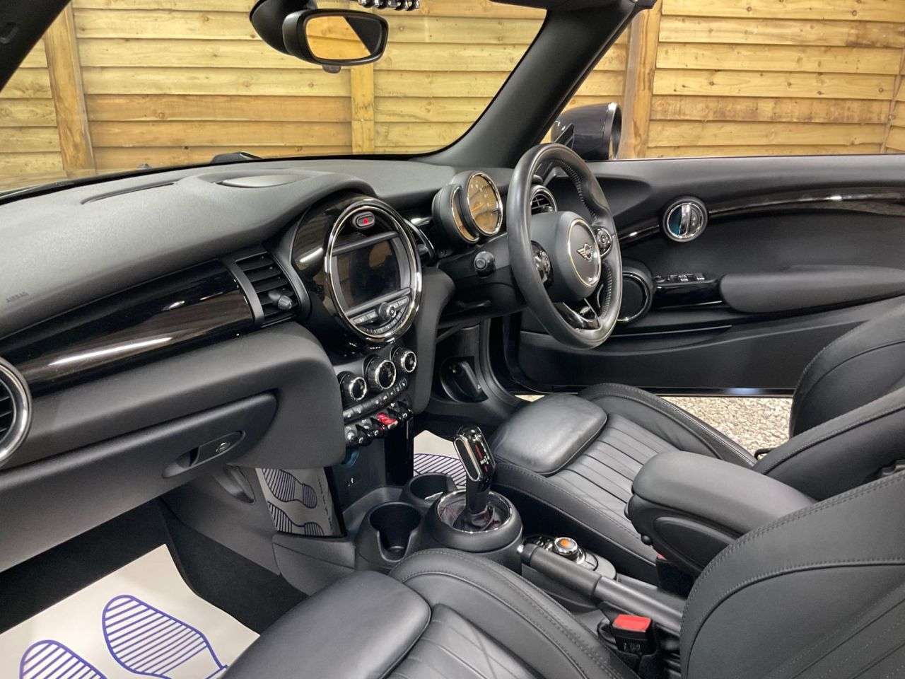 2019 MINI CONVERTIBLE 2019 MINI CONVERTIBLE