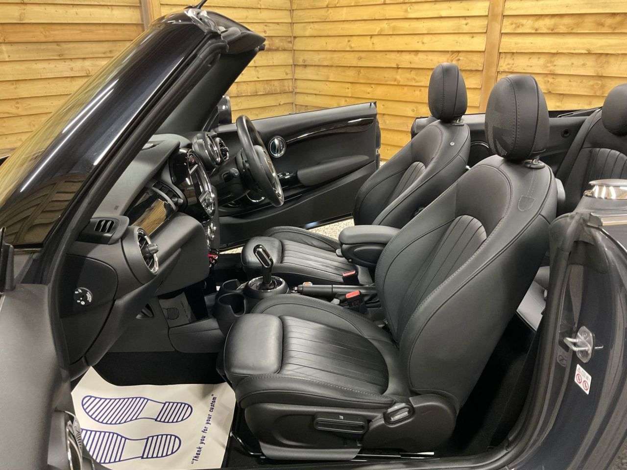2019 MINI CONVERTIBLE 2019 MINI CONVERTIBLE