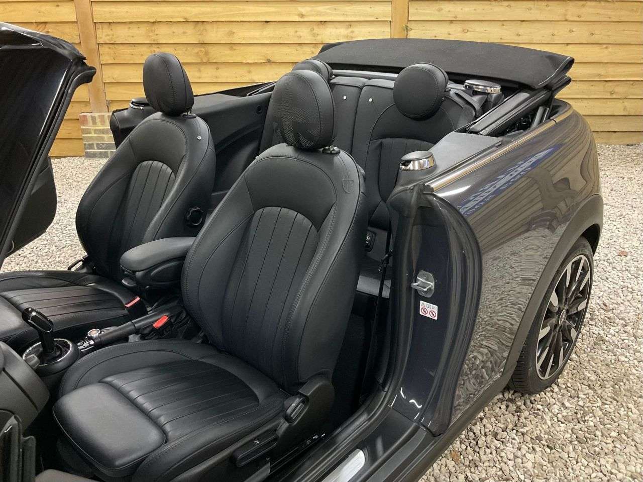 2019 MINI CONVERTIBLE 2019 MINI CONVERTIBLE