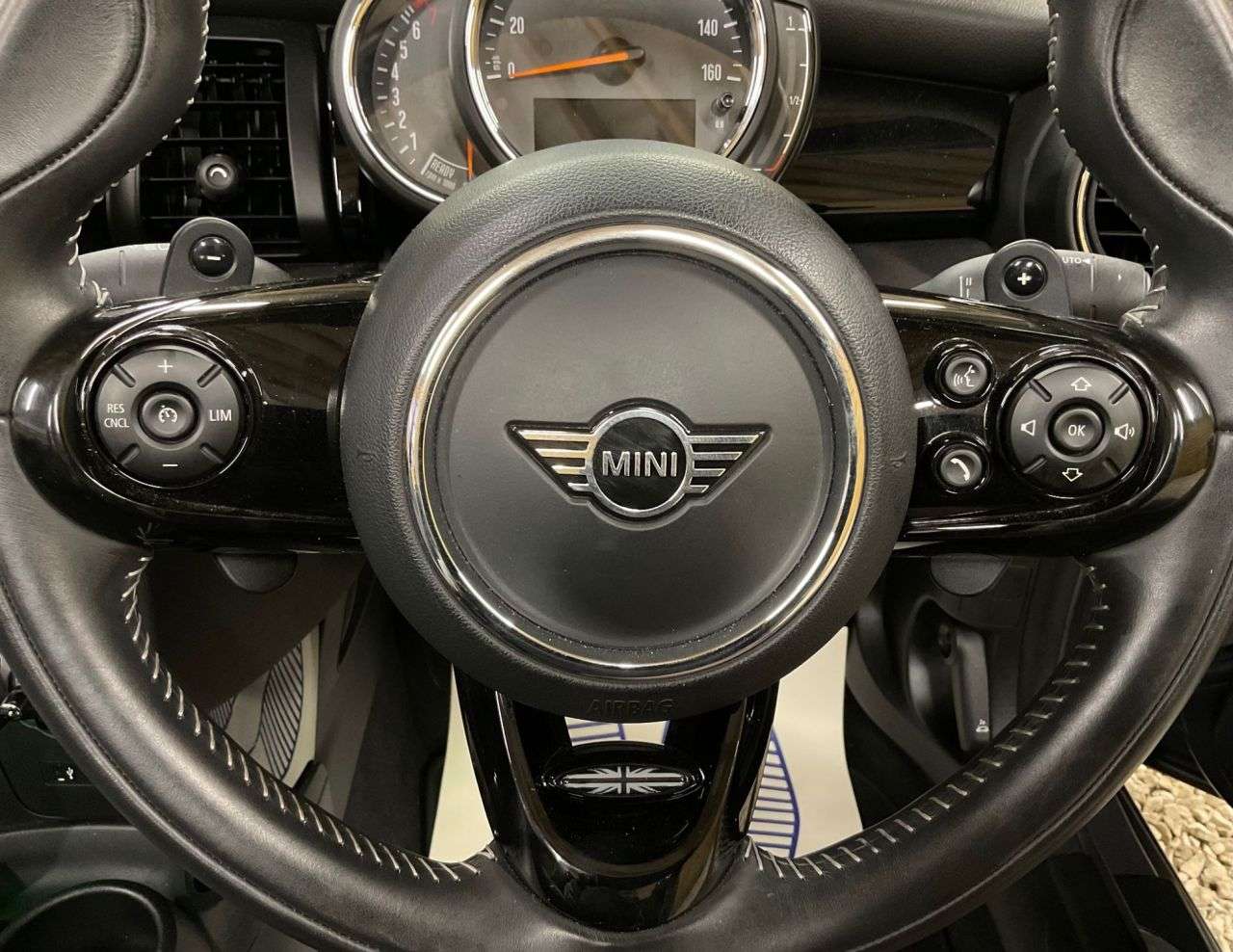 2019 MINI CONVERTIBLE 2019 MINI CONVERTIBLE
