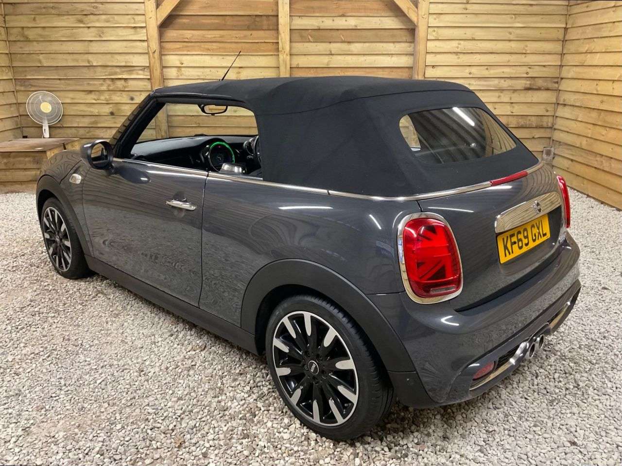 2019 MINI CONVERTIBLE 2019 MINI CONVERTIBLE