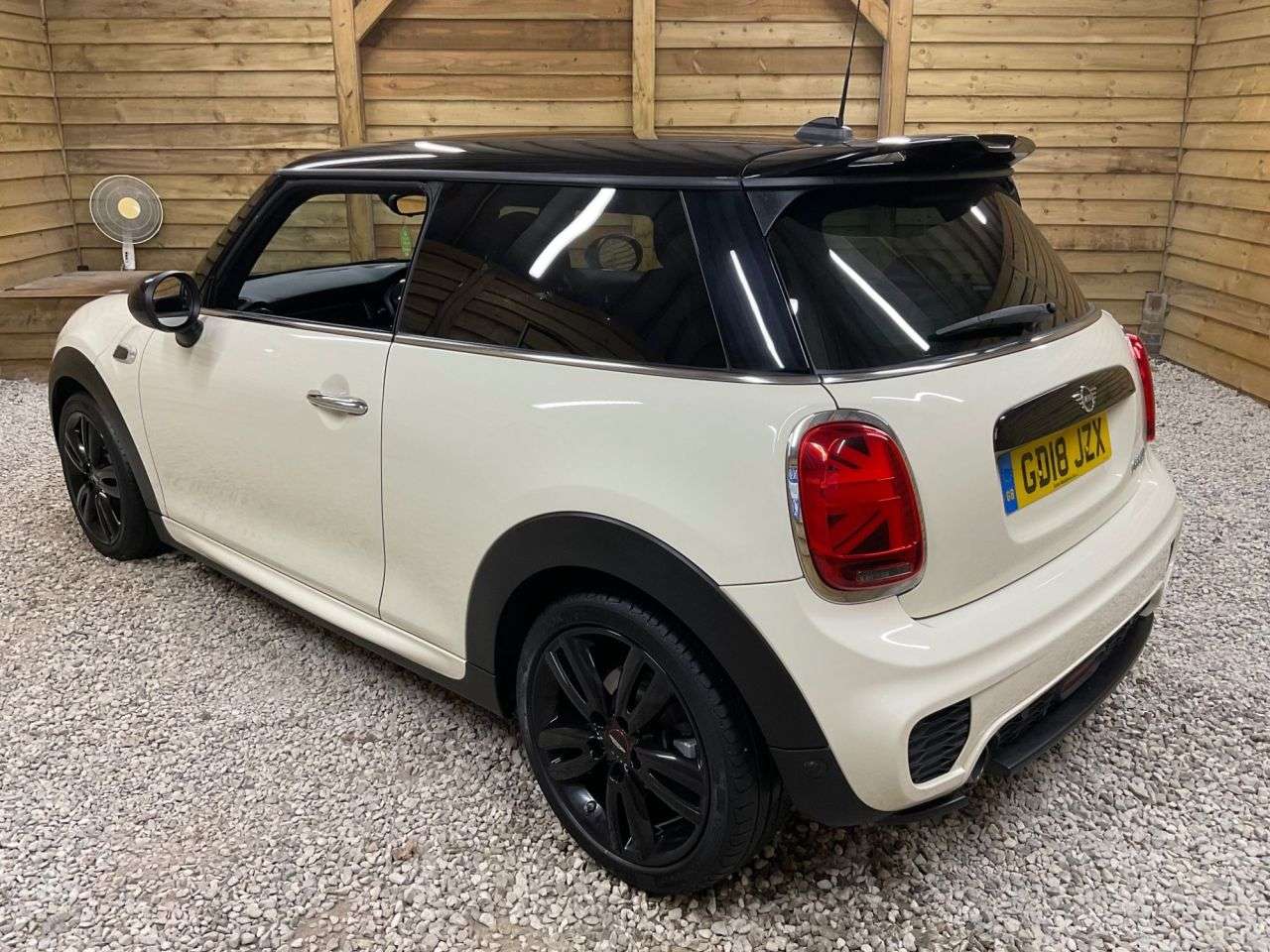 2018 MINI HATCH 2018 MINI HATCH
