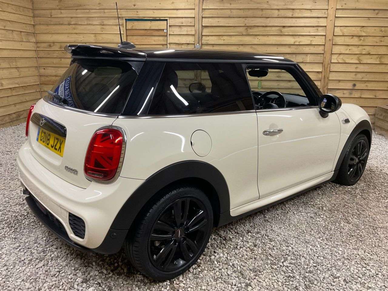 2018 MINI HATCH 2018 MINI HATCH