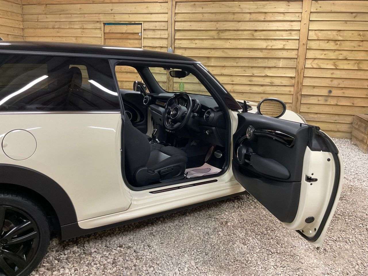 2018 MINI HATCH 2018 MINI HATCH